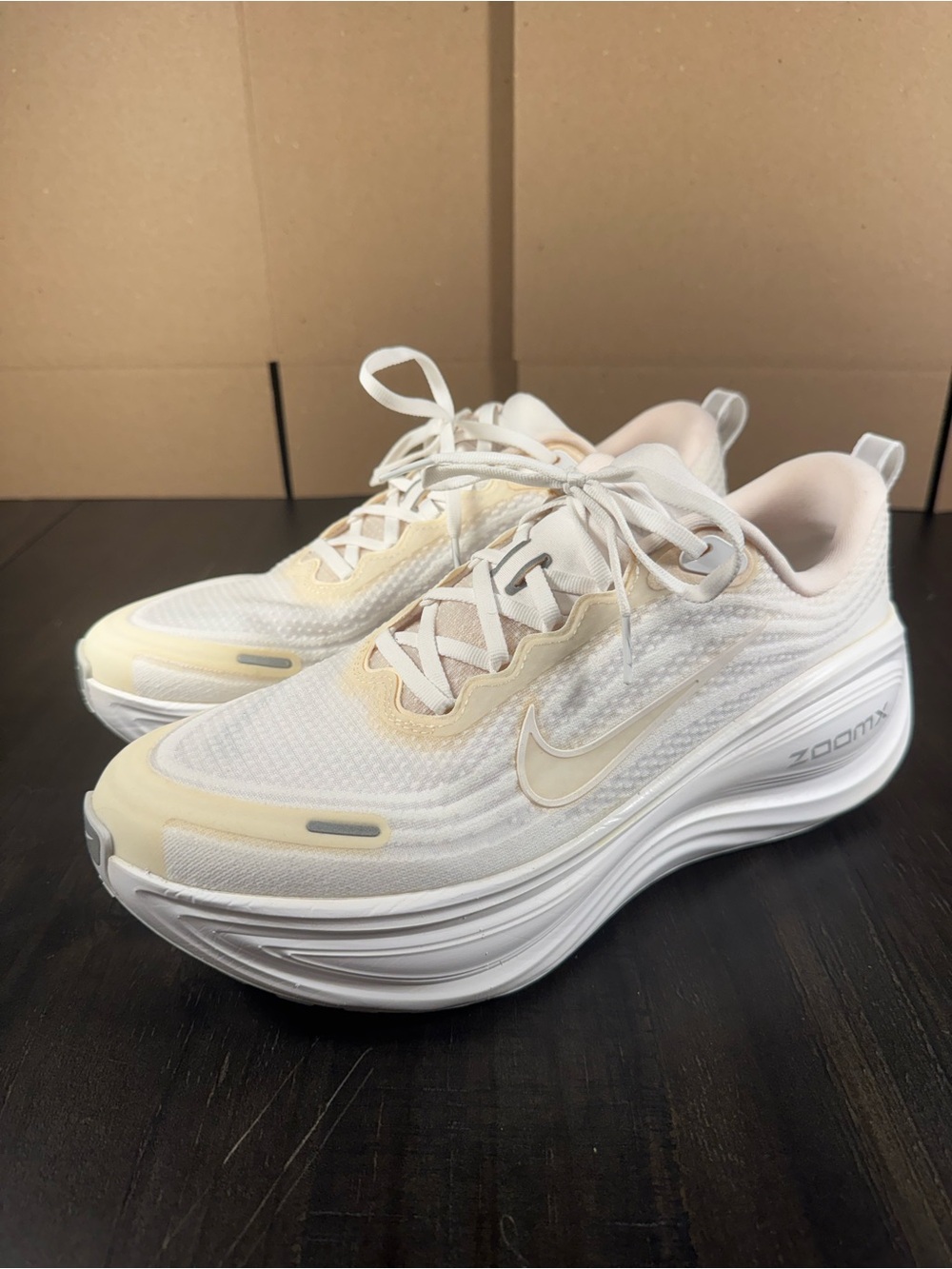 Nike Vomero Plus White Photon Dust Men's Size 11 - Excellent Condition Zoomx